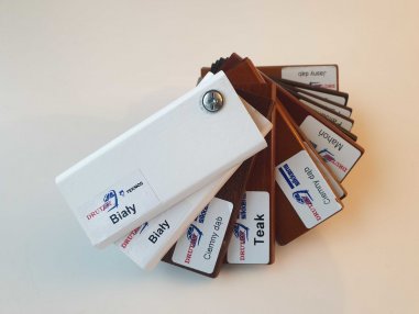 Farbmuster für Holzfenster